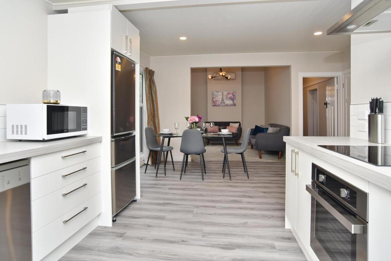 Albemarle Villa - Christchurch Holiday Homes Eksteriør billede